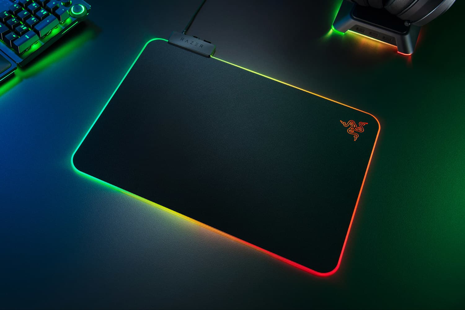 Razer tapis firefly v2 RZ020302010002