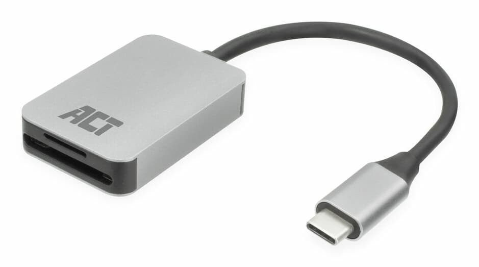 Act usb-c card reader for sd and micro s — vue 1
