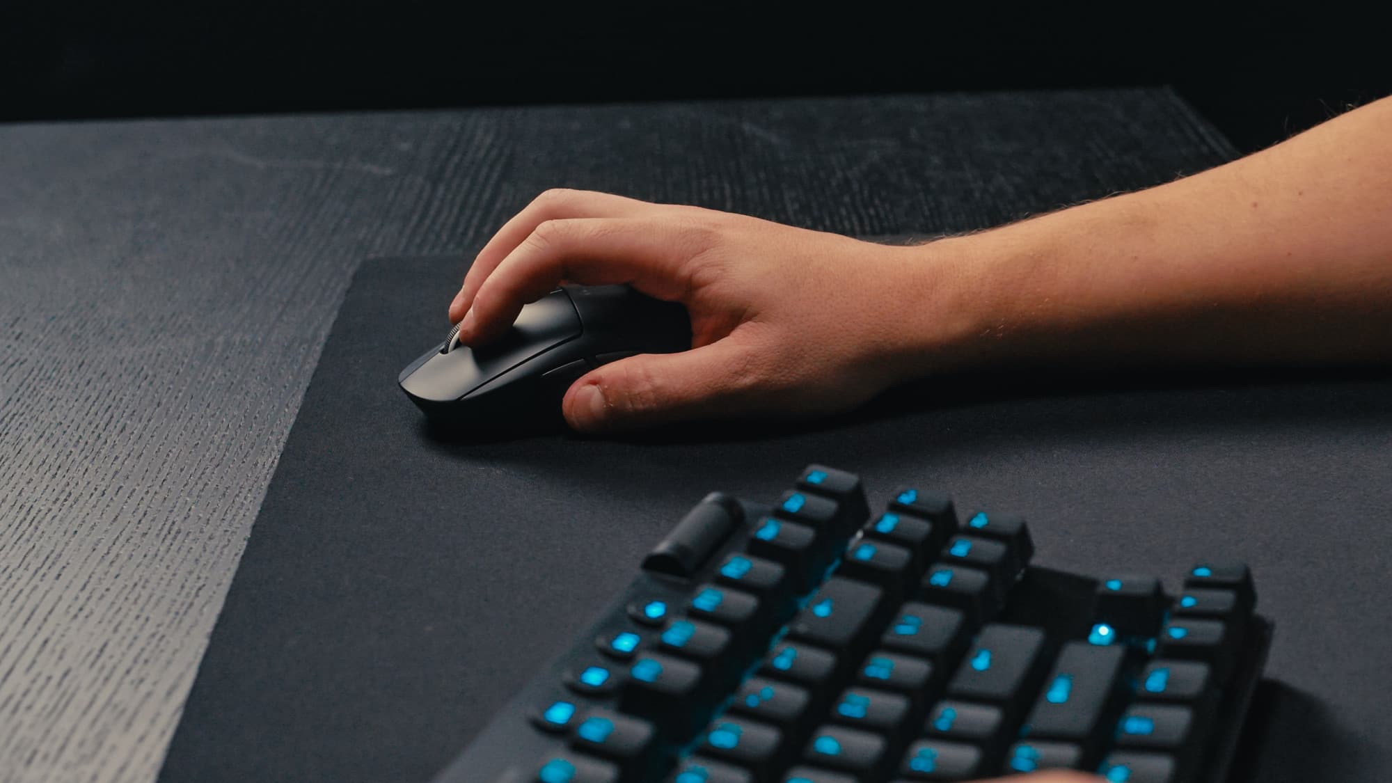 Logitech g pro x superlight 2 lightspeed — vue 1